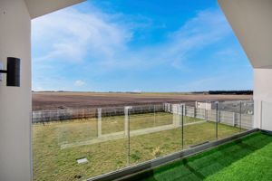 Photo 28- click for photo gallery